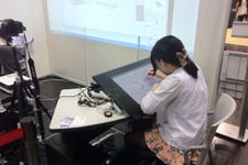 【京まふ2013】『ブレイブリーデフォルト』衣装デザインの藤ちょこさん、水彩画の弘司さんによるライブペインティングが行われる 画像