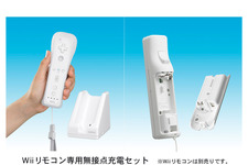 三洋電機、eneloopをWii用にカスタマイズした「Wiiリモコン専用無接点充電セット」を発売 画像