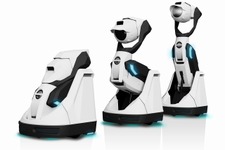 2016年発売の“プロジェクタ搭載”可変型ロボット「Tipron」がカッコイイ…自動で移動し自動で変形する 画像