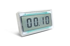 エオルゼア時間も表示可能な無線LAN電波時計「BitClock」9月30日発売、ファームウェア開発にも対応 画像