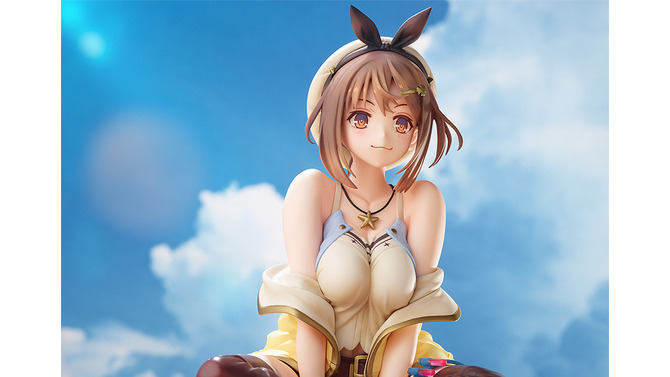 「ライザ」が上着を着崩してリラックス！人気コス「サマーアドベンチャー！」を精巧に再現