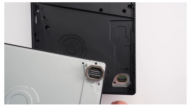新型「PS5」の分解動画公開―チップに変更なしも冷却機能は強化