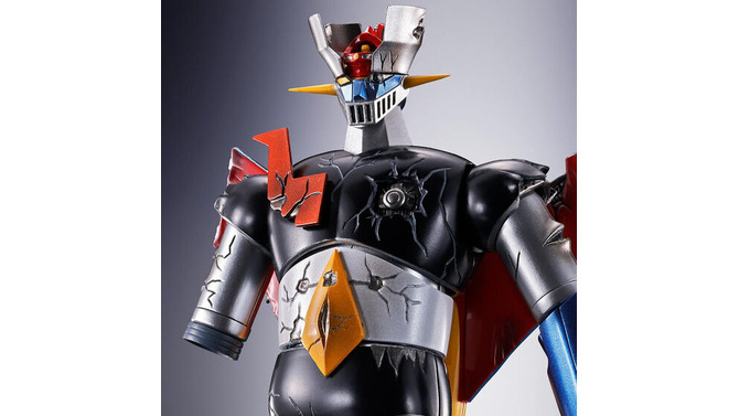 満身創痍でも立ち上がれ！ 劇場版「マジンガーZ」がダメージバージョンで立体化―剣を天にかざしたポーズが決まる