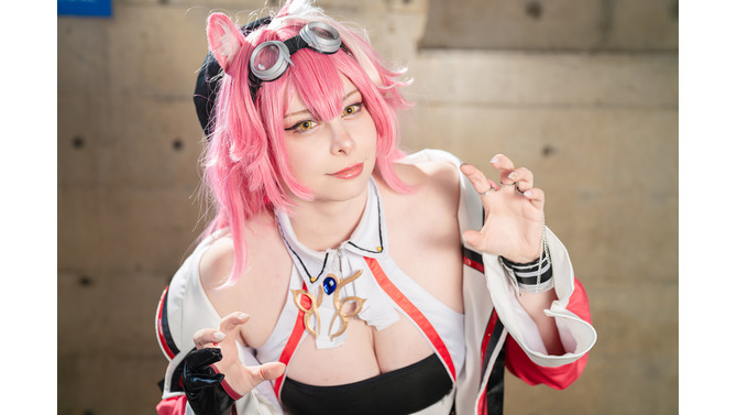 ラオーラ・パンテーラ／ユリコタイガー（X：@YURIKOTIGER）