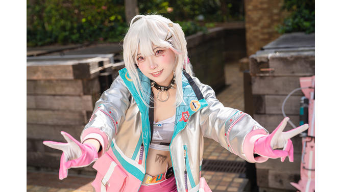 ジャッカル『勝利の女神：NIKKE』／花海音うみ（X：@hanamine_u3i）