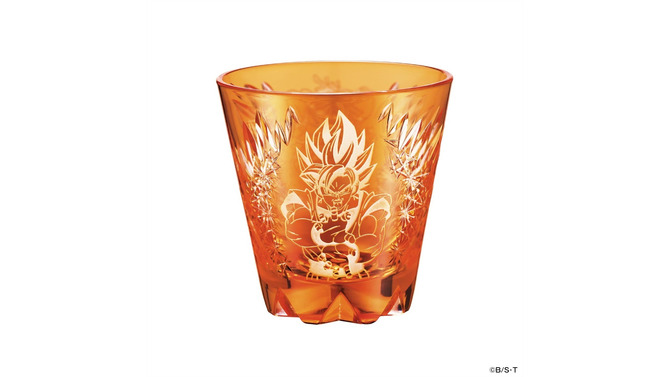 孫悟空とベジータの必殺技を江戸切子で表現！「ドラゴンボールZ」モチーフの高級グラスが限定販売