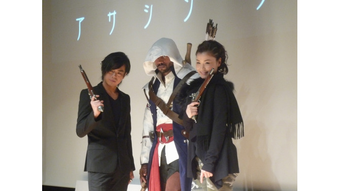 左から、浪川さん、ダンテさん、甲斐田さん