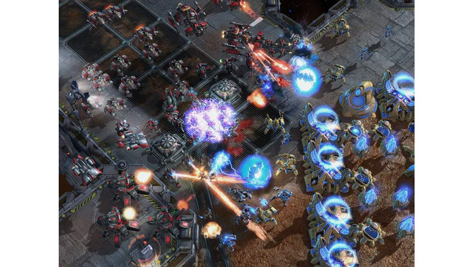 今どきゲーム事情■HOUKOU：「RTS」と「プレイ動画」の、近からず遠からずな関係