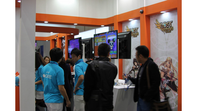【G-STAR 2013】mobcastやGREEなど様々なゲームメーカーを引き連れたHungry Appブースをレポート―ステージには紅蓮とランスロットの姿も