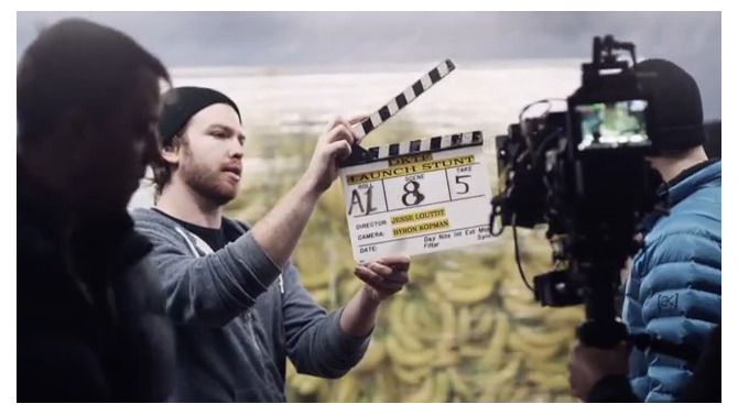 5000本近いバナナが使われた「『ドンキーコングトロピカルフリーズ』バナナマニアコンテスト」、舞台裏映像が登場