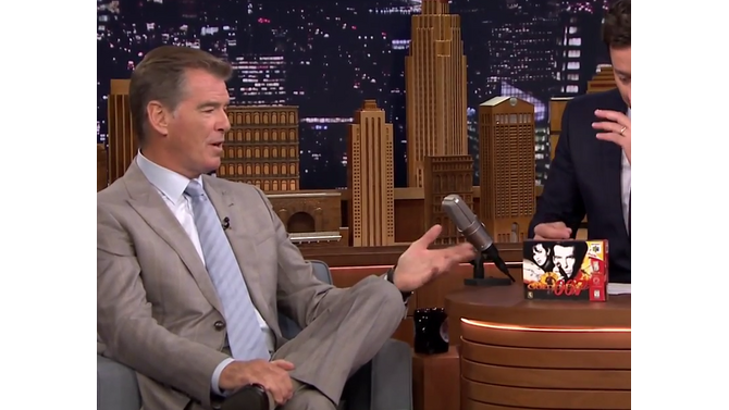 五代目ジェームズ・ボンドがN64『ゴールデンアイ 007』を実際にプレイ！海外TV番組で夢の企画が実現