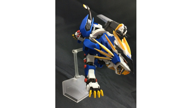 【日々気まぐレポ】第122回 寿屋の新アクションフィギュアシリーズ「ZA」始動！第1弾「ムラサメライガー」をレビュー