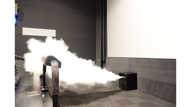 【特集】知られざる「4DX」の裏側 ― 紅茶を飲みながら「ガルパン」や、オススメ作品、エフェクトの仕組みなどを担当者に訊いてみた