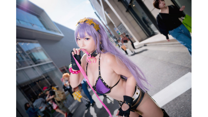 【コスプレ】魅惑の水着BBにメイド酒呑童子まで！「ホココス2019」FGO美女レイヤーまとめ【写真100枚】