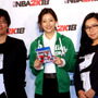 “デキる監督”に扮した足立梨花さんが実機プレイ！『NBA 2K18』ローンチイベントレポート