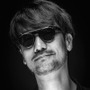 小島監督が『DEATH STRANDING』吹替声優の記念写真を公開―スネークの大塚明夫さんも！