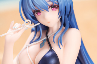 ストラップ水着に恥じらいの表情…『アズレン』ヘレナが着せ替え「光輝のトライアングルウェーブ」モチーフに立体化 画像