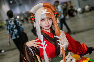 【コスプレ】香港美女が魅せる『FGO』出雲阿国の笑顔が“国宝級”！着物やアクサリーもバッチリ揃えて見応え十分【写真7枚】 画像