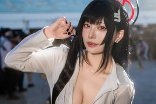 【コスプレ】黒ストッキングにタイトなミニスカートが完璧！香港美女の『ブルアカ』調月リオは目のやり場に困る美しさ【写真8枚】 画像