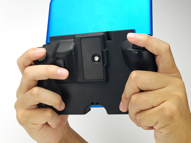 「クロオビ」を装着した状態