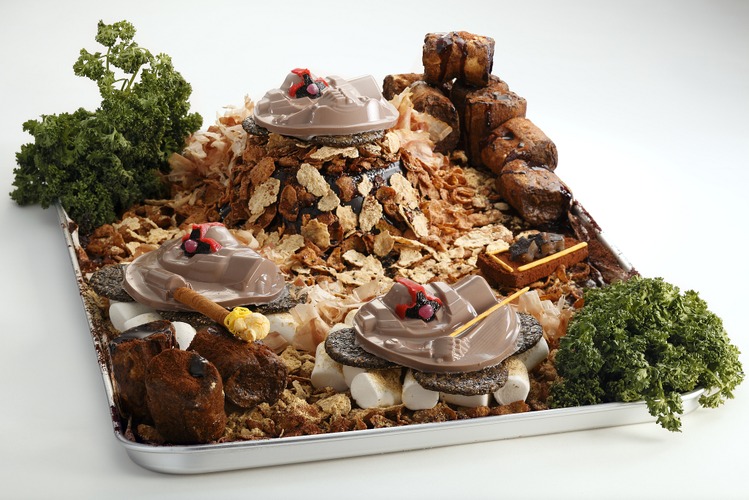 ガンダムの「ドム」豆腐が登場！ジェット・ストリーム・アタックなチョコ味の連続攻撃に