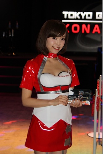 【TGS2015】ショウを盛り上げてくれる、今年の美人コンパニオンの皆さんを紹介
