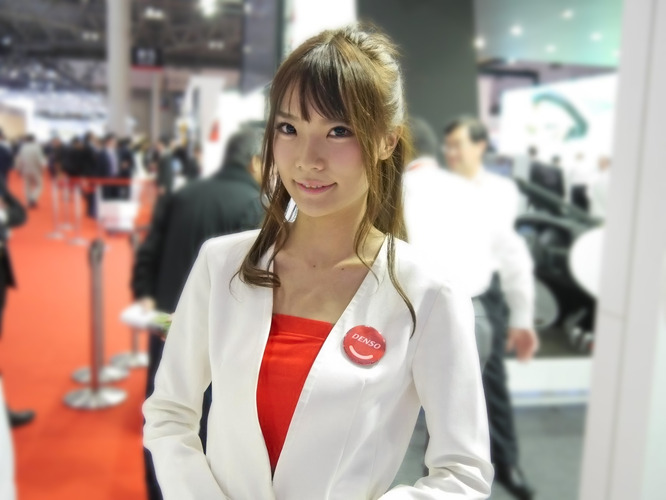 東京モーターショー2015｜百瀬美琴さん（Twitter：@mct_324）