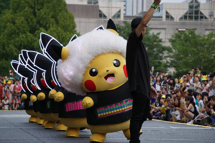 1,500匹以上のピカチュウが今年も横浜で大量発生チュウ！イーブイも世界発の大行進を披露【フォトレポ】