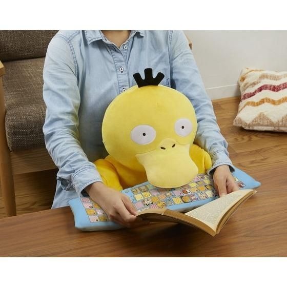 ポケモン コダック のpcクッションが登場 あの頭を抱えるポーズも再現 インサイド