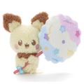 くるくるとクレープに包まれる「ピカチュウ」のぬいぐるみが可愛い！「ポケピース」スイーツテーマの新作グッズが多数ラインナップ