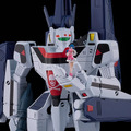 初代「マクロス」劇場版より、主人公・一条輝が搭乗する「VF-1Sストライクバルキリー」1/72スケールプラモデル化！同スケールの「リン・ミンメイ」も付属