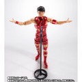 西川貴教さんの肉体美フィギュアが再び！「S.H.Figuarts T.M.Revolution」が真っ赤な新スーツ「RED HOT LIMITED EDITION」として復活