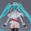 ムチムチの太ももが眩しい！トリダモノ氏デザインの初音ミク「PLAMATEA レーシングミク 2023Ver.」が再販