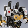 幻のアーマードが特別仕様カラーリングに！「マクロス」より「DX超合金 VF-1S アーマードバルキリー（ロイ・フォッカースペシャル）」が先行販売