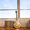 『ロックスミス』と本物のギターがセットに ― 楽器店で限定販売