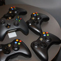 次世代機Xbox OneとPS4のコントローラーサイズを比較、海外ユーザーも話題に