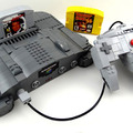 レゴブロックで作られた“NINTENDO64”本体が完全変形！　ロボットにトランスフォーム