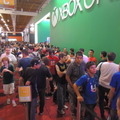 Xbox One試遊待ちの人々