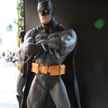 『バットマン: アーカムビギンズ』の試遊やトークショーなど、秋葉原で開催された「DCコミック＆ワーナーヒーローズ!フェスティバル2013」レポート