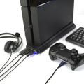 PS4カメラとWiiUセンサーバーを同時に固定するホルダーが登場、USBポート付PS4ファンも