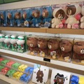 LINEファンの聖地!? 13日オープンの原宿「LINE FRIENDS STORE」をブラウン好きの編集長がチェック！