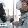 ザク、東京に立つ！？ 「シャア専用ザク」がビルを急襲する実写映像が公開