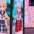 「マギアレコード」ブースでは“まどか”や“いろは”がお出迎え！ 劇場版3作品も大型モニタで上映