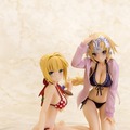 「ネロ・クラウディウス 水着Ver.」「ジャンヌ・ダルク 水着Ver.」各12,800円（税抜）（C）TYPE-MOON （C）2016 Marvelous Inc.