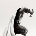 『バットマン：アーカム』シリーズ10周年記念フィギュア登場！衝撃を与えたホワイトカラーVer.でリペイント