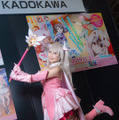 可愛いイリヤの公式コスプレイヤーと豪華クリエイター陣の色紙に注目！集客大勝利な「KADOKAWA」ブース【FGOフェス2019】