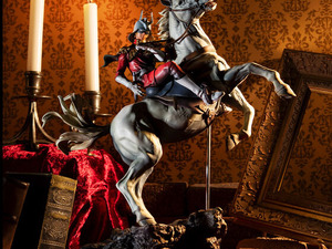 「ガンダム」白馬に乗ったシャア・アズナブルがフィギュアに！カッコよくマントをひらめかせ、絵画のような仕上がりに 画像