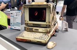 スゴすぎる！？もはや芸術品！会場で見つけたMOD PCを一挙紹介