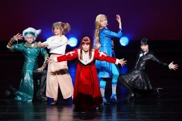 『サクラ大戦』巴里花組&紐育星組によるライブ「可憐な花々 煌く星々」が開催決定