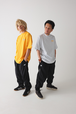 プロゲーマー・ぷげら氏愛用の“ぷげパン”がバージョンアップ！『スト6』コラボの高機能イージーパンツが9月12日発売